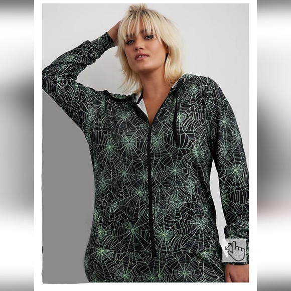 🖤Fleece Hooded Onsie - Picture 4 of 7